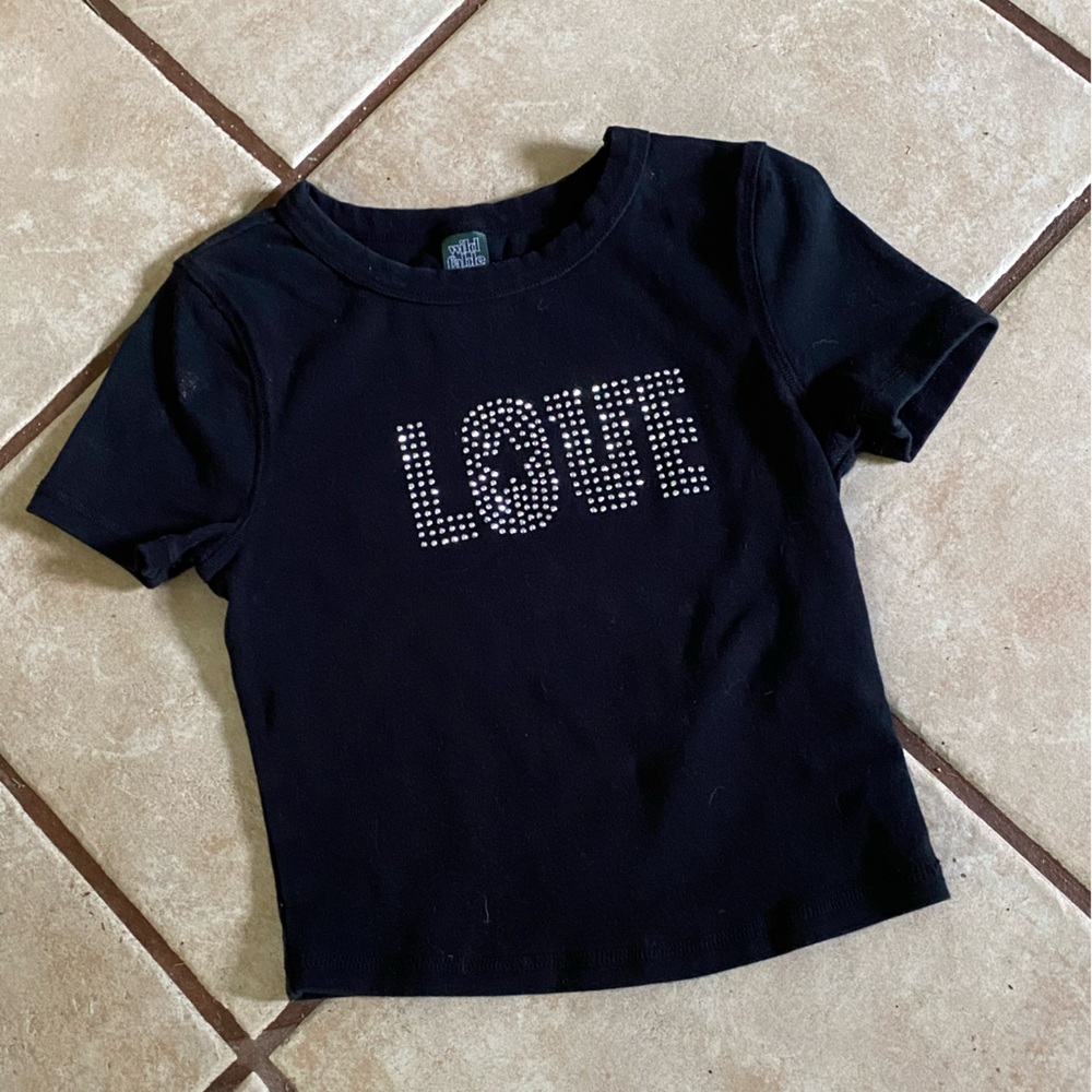 Woman’s SS Tee Love Size XS by Wild Fable